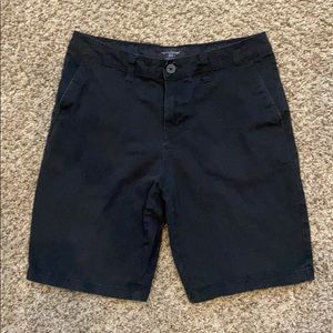Men’s Blu Crown classic chino in black